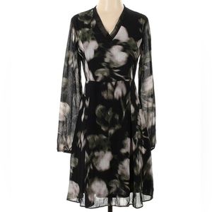 Vera Wang Knee Length Long Sheer Sleeve Lightweight Black Floral Dress Size 12